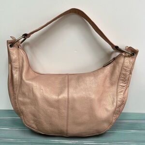 HOBO International Shimmery Blush Pink Leather Hobo Shoulder Bag EUC